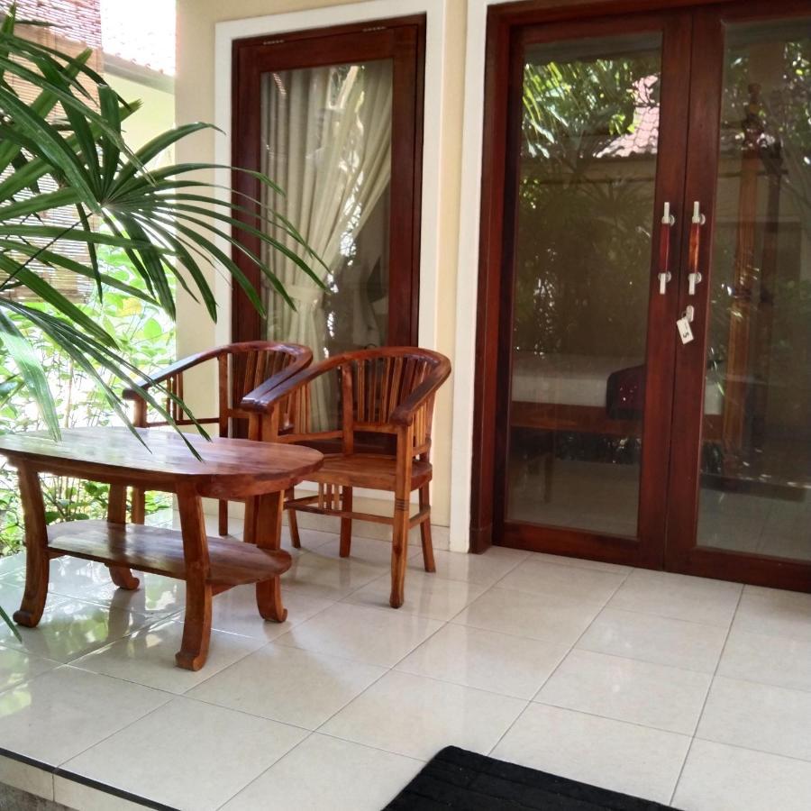 Pondok Aldi Hostel Amed  Exterior photo